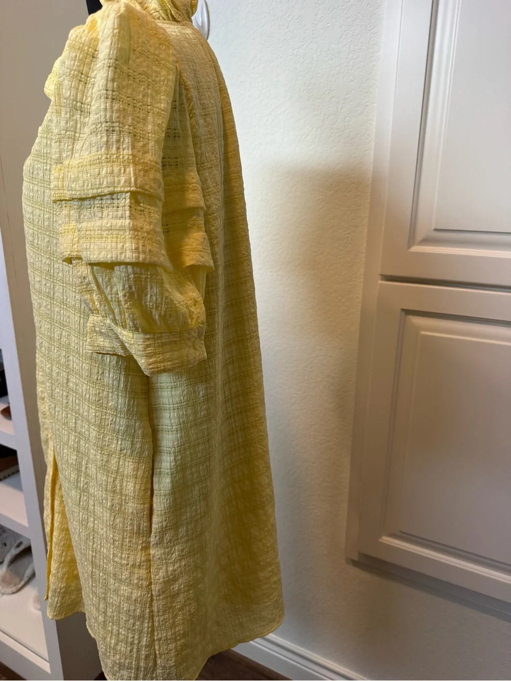Entro Yellow Puff-Sleeve Women’s Shift Dress - Picture 4 of 4